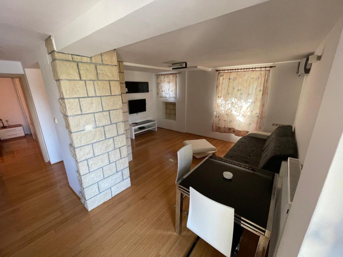 Apartment Victoria Stara Baška Esterno foto